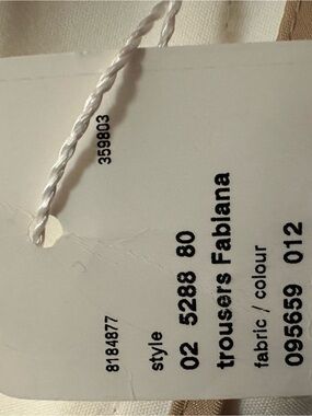 Akris punto NWT White Trousers  size 10